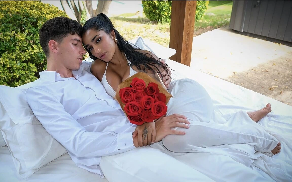 I Let My Husband Fuck My Ass for Valentine’s Day, He Couldn’t Get Enough of My Holes – Yasmina Khan